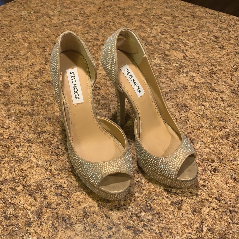EUC Steve Madden Bling Jeweled Gold Canaryy Heels WORN ONCE 7.5